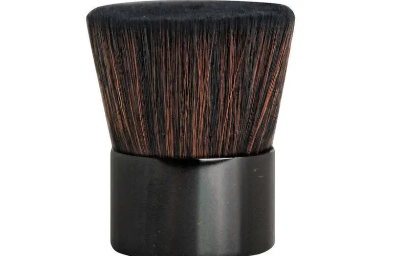 FLAT TOP KABUKI BRUSH