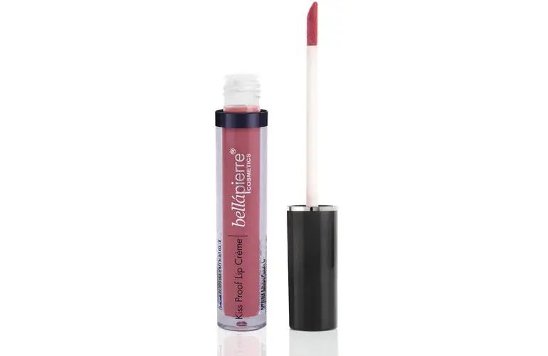 KISS PROOF LIP CREME  Antique Pink