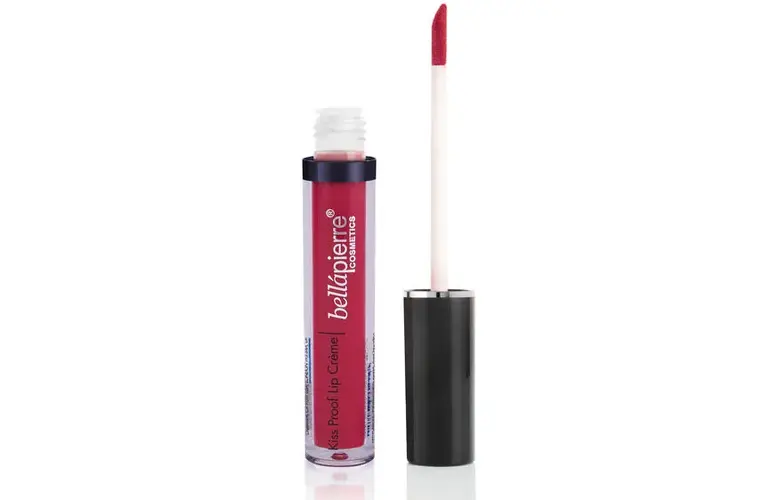 KISS PROOF LIP CREME  Hibiscus