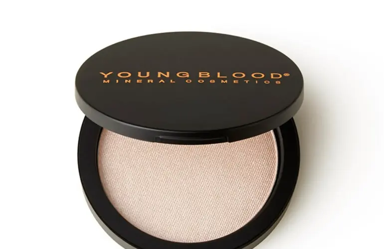 LIGHT REFLECTING HIGHLIGHTER YOUNGBLOOD