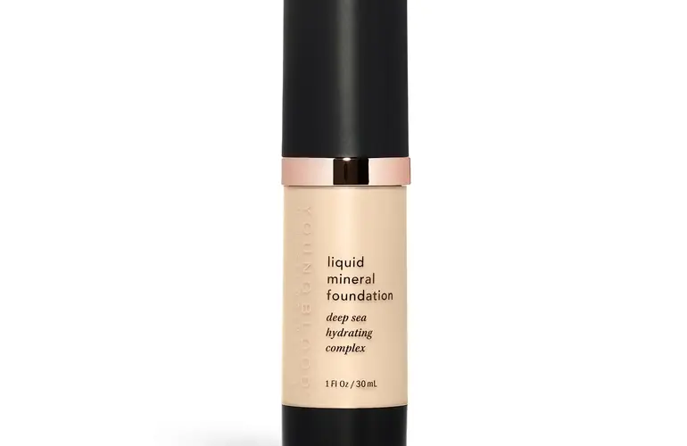 LIQUID MINERAL FOUNDATION YOUNGBLOOD