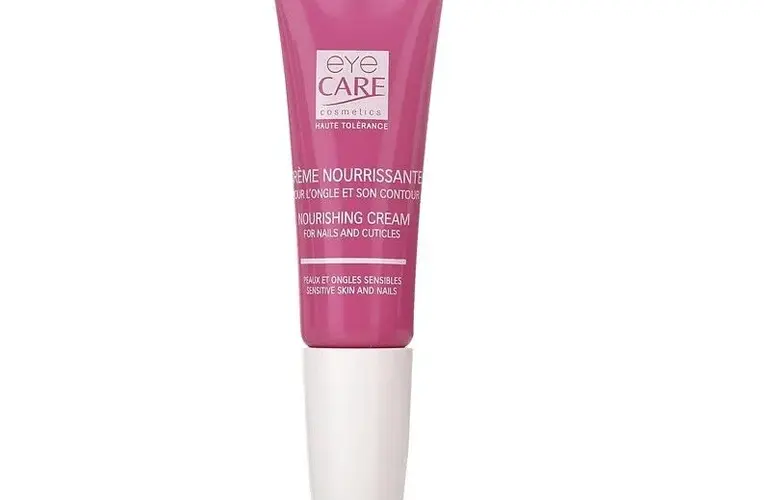 Nourishing cream for nails and cuticles