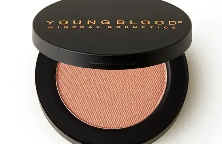 PRESSED MINERAL BLUSH YOUNGBLOOD  -  Sugar Plum
