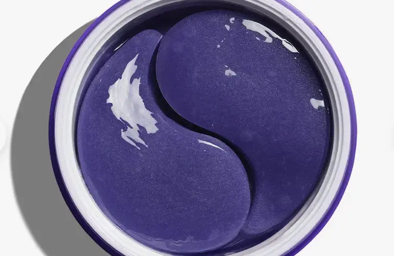 RETINOL EYE PATCHES THAT SOFTEN FINE LINES