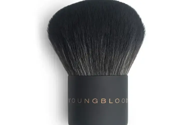 YB1 KABUKI BRUSH YOUNGBLOOD