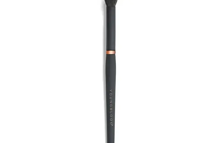 YB7 HIGHLIGHT BRUSH
