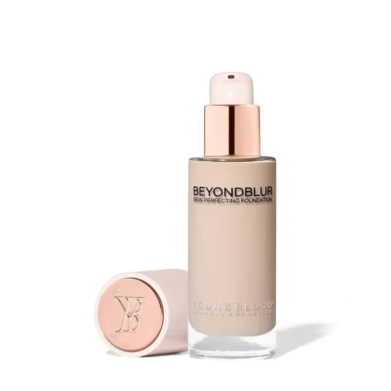 BEYONDBLUR™ SKIN PERFECTING FOUNDATION YOUNGBLOOD  -  Light warm 4 (neutrale ondertoon)