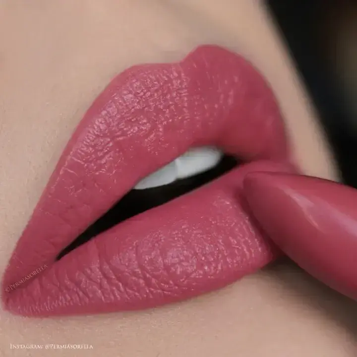 MINERAL CREME LIPSTICK YOUNGBLOOD     Rosewater (Warm Rosy Pink)