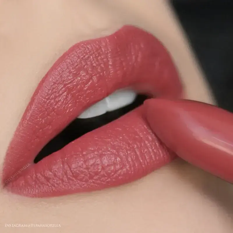 MINERAL CREME LIPSTICK YOUNGBLOOD     Smolder (Warm Rosewood)